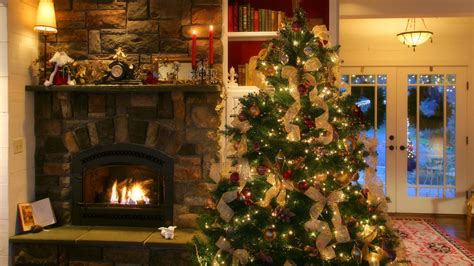 Christmas Tree Fireplace Wallpapers - Wallpaper Cave