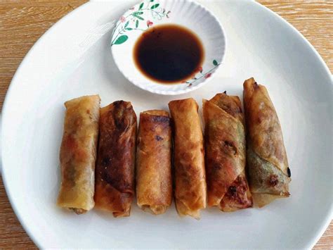 Filipino Vegetable Lumpia Recipe (Lumpiang Gulay) - The Odehlicious