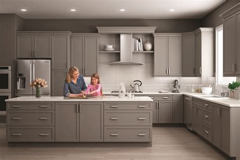 Wolf Cabinets Modern Traditional Styles For Happy Kitchens