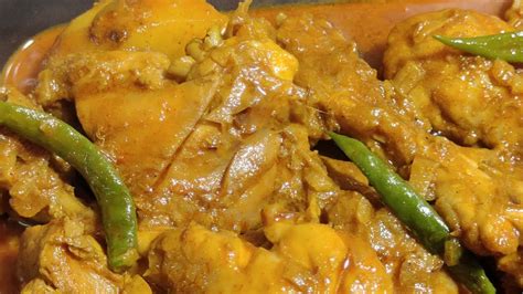 Bengali Chicken Curry With Potatoes Recipe Aloo Diye Murgir Jhol