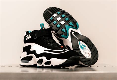 Air Griffey Max 1 “Freshwater” | SNIPES USA