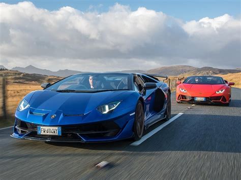 Lamborghini Huracan Vs Aventador