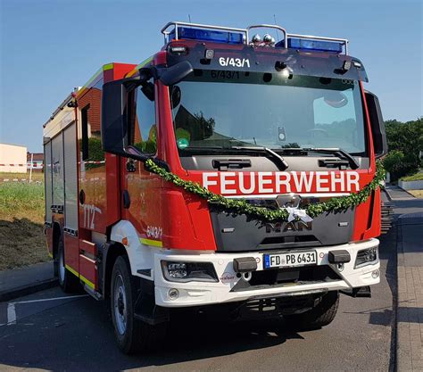 MAN Als HLF 10 Der Freiwilligen Feuerwehr PETERSBERG MARBACH Festlich