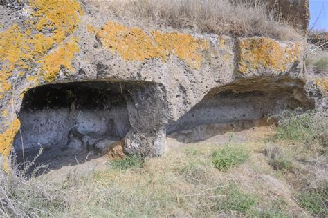 Insediamento Rupestre Di Montecasoli Bomarzo Vt