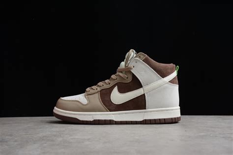 Nike Dunk High Light Chocolate Dh