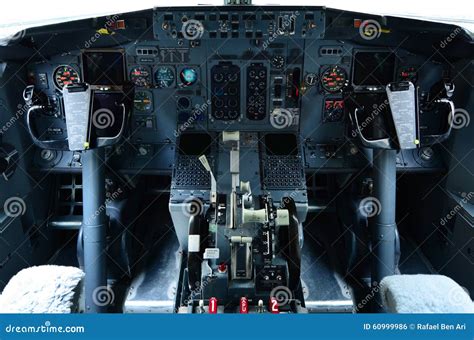 Boeing 737 Cockpit Stock Photography | CartoonDealer.com #60999986