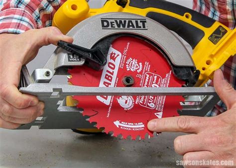 how-to-change-circular-saw-blade-5 - Saws on Skates