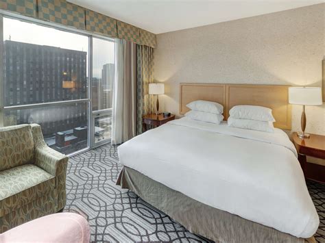 DoubleTree by Hilton Hotel St Paul Downtown - Saint Paul, MN 55101