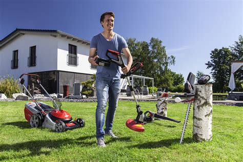 Яку газонокосарку купити? Визначитися допоможуть німецькі тести садово ...
