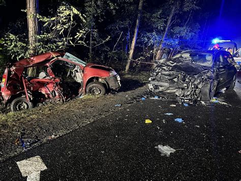 Koszmarny wypadek w Wielkopolsce Nie żyją dwie kobiety ZDJĘCIA