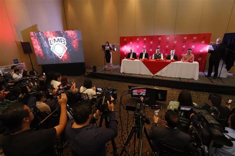 Presentan Al Club De Beisbol Caliente De Durango De Lmb