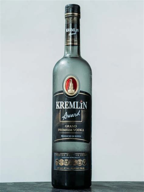 Купить водку Кремлин Авард в ресторане Остерия Амичи цена