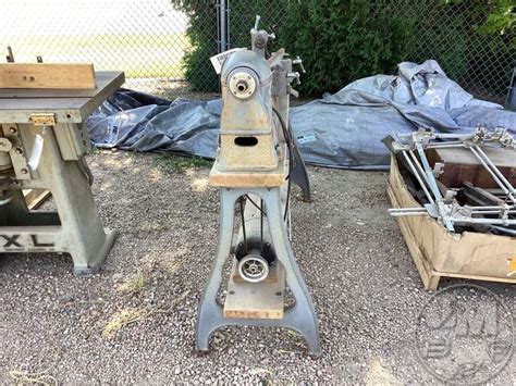 DELTA WOOD LATHE - Jeff Martin Auctioneers, Inc.