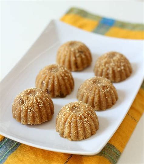 Churma Ladoo Recipe, How to make Churma Laddu - WeRecipes