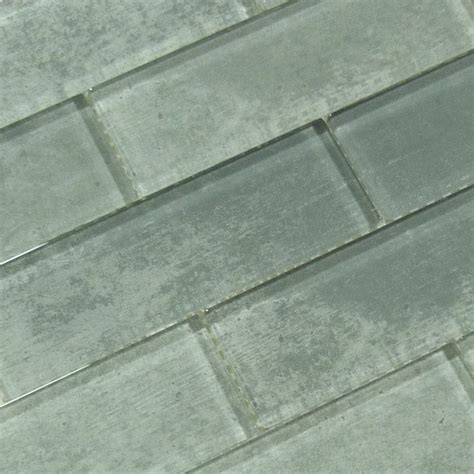 Tesoro Subway Urban Light Grey 2x6 Glossy Glass Tile Finsubwurltg26