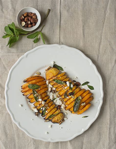 Butternut rôtie au four pour 4 personnes Recettes Elle à Table