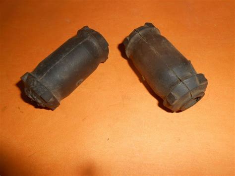 FORD CORTINA Mk3Mk4Mk5 1970 82 FRONT LOWER SUSPENSION BUSHES PAIR