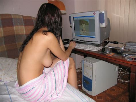 Nude Girls Watching Porn Picsegg