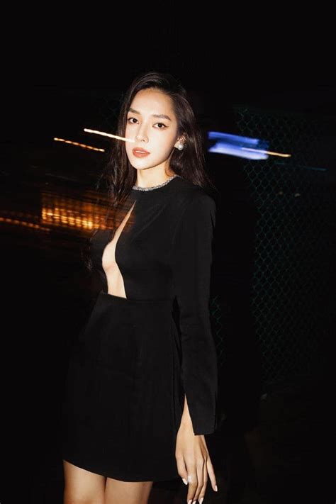 Hồng Hạnh hot girl 2k gây bão Miss Grand là bạn gái Huỳnh Phương