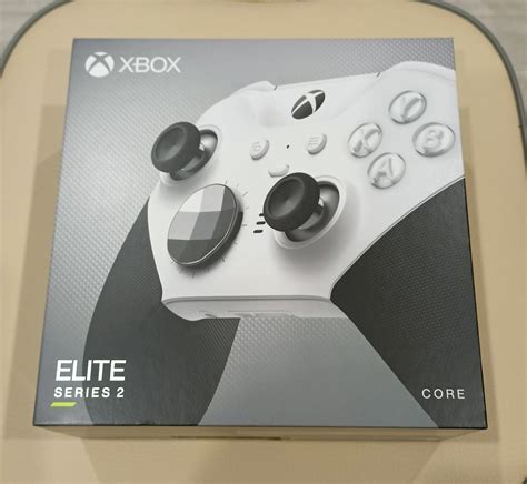 Геймпад беспроводной Microsoft Xbox Elite V2 Core белый 889842717075