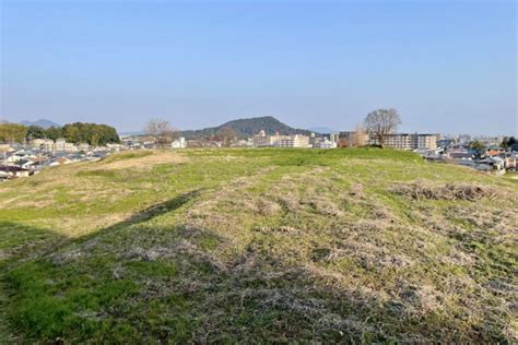五条野丸山古墳｜最後の巨大前方後円墳。謎多き欽明天皇の即位と陵墓 - 史跡ナビ