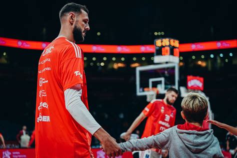 Uroš Plavšić na izlaznim vratima Zvezde Meridianbet BH Basket