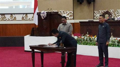 Dprd Kalteng Setujui Rancangan Perubahan Apbd Provinsi Kalteng Tahun