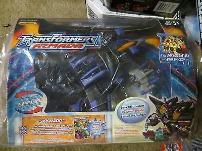 Transformers Armada Skywarp With Thunderclash Mini Con Comic Book