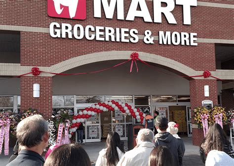 H Mart - Korean grocery store in Cary on Maangchi.com