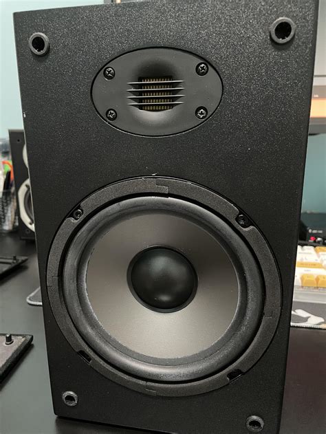 Dayton Audio B652 Air Bookshelf Speakers Audio Soundbars Speakers And Amplifiers On Carousell