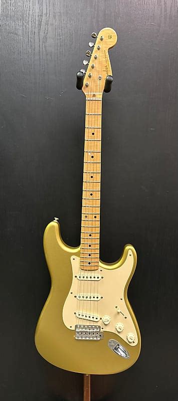 Fender Custom Shop Classic Stratocaster Aztec Gold Reverb