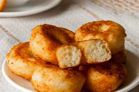 Biscoito de queijo assado uma delícia para acompanhar o café da tarde