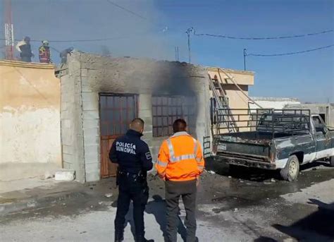 Voraz Incendio Consume Casa En Parras Veladora Prendida Pudo Provocarlo