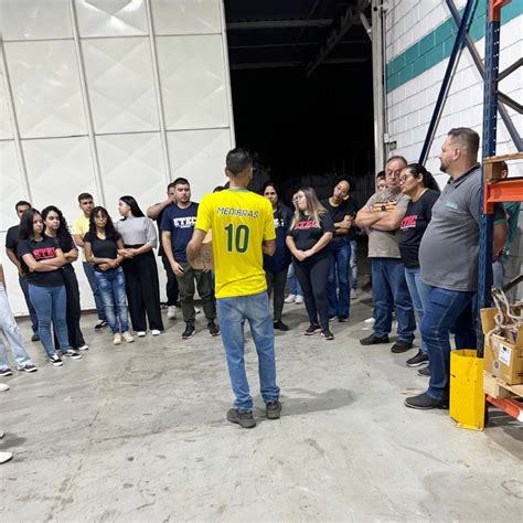 Medibras Araraquara recebe alunos de Logística