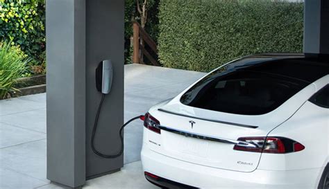 Tesla Lanza Un Nuevo Cargador De Pared Con Wifi Y Notificaciones En El