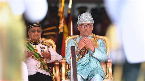 Malaysian King Appoints Mahathir As Interim Pm After Accepting His