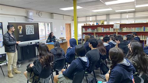 Estudiantes Del Liceo Bicentenario De Coelemu Exploran Los Misterios