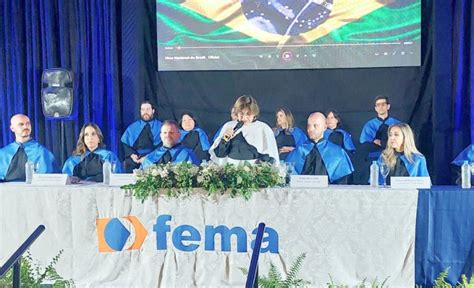 FEMA celebra segundo dia de colação de grau dos formandos de 2023