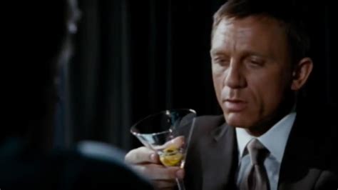 Live and let drink: Study concludes that James Bond has an alcohol problem