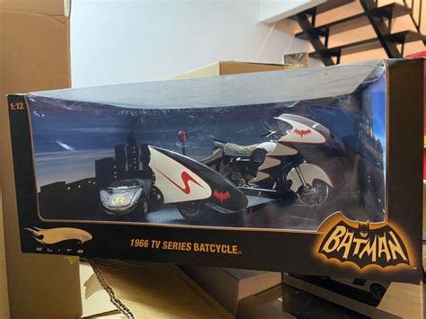 Hot Wheels Elite BATMAN TV Series Batcycle Sidecar Scale Hobbies Toys Toys
