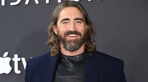 lee pace shows  toned physique    birthday