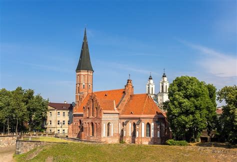 Iglesia De San Jorge En Kaunas Lituania Foto Premium