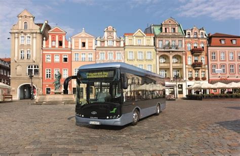 Solaris Dostarczy Autobus W Do Ostr Dy Transport Publiczny