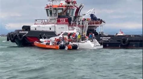 Motonave Rischia Di Affondare In Salvo Le Persone A Bordo Secondo