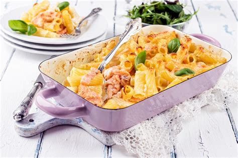 Nudelauflauf mit Lachs Wohlfühlessen mit Pasta Lachs und Käse