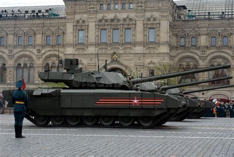 Tanque De Batalla Principal Ruso De T Armata Foto De Archivo