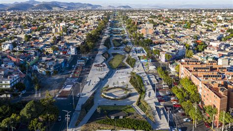 Parque Lineal Del Gran Canal 128 Arquitectura Y Diseño Urbano