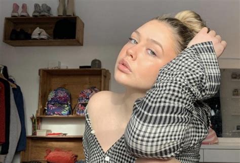 9 Hot Sexy Casey Aonso Bikini Pics