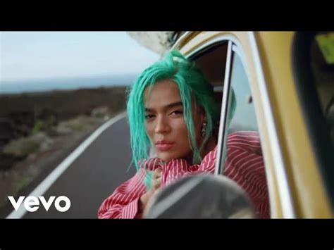 Karol G PROVENZA Official Video Acordes Chordify