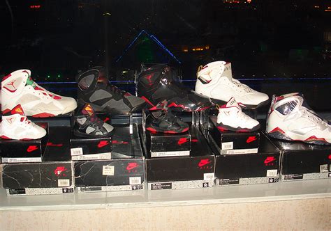 Jordan 7 - Complete Guide And History | SneakerNews.com